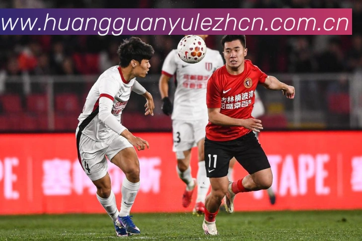 曝格林曾考虑加盟湖人或快船今夏仍有可能离队库里为勇士唯一非卖赛场复盘:最新赛事动态与深度分析 曝格林曾考虑加盟湖人或快船今夏仍有可能离队库里为勇士唯一非卖赛场复盘:最新赛事动态与深度分析